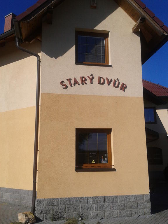 Penzion Stary Dvur Hotel Nové Dvory Kültér fotó